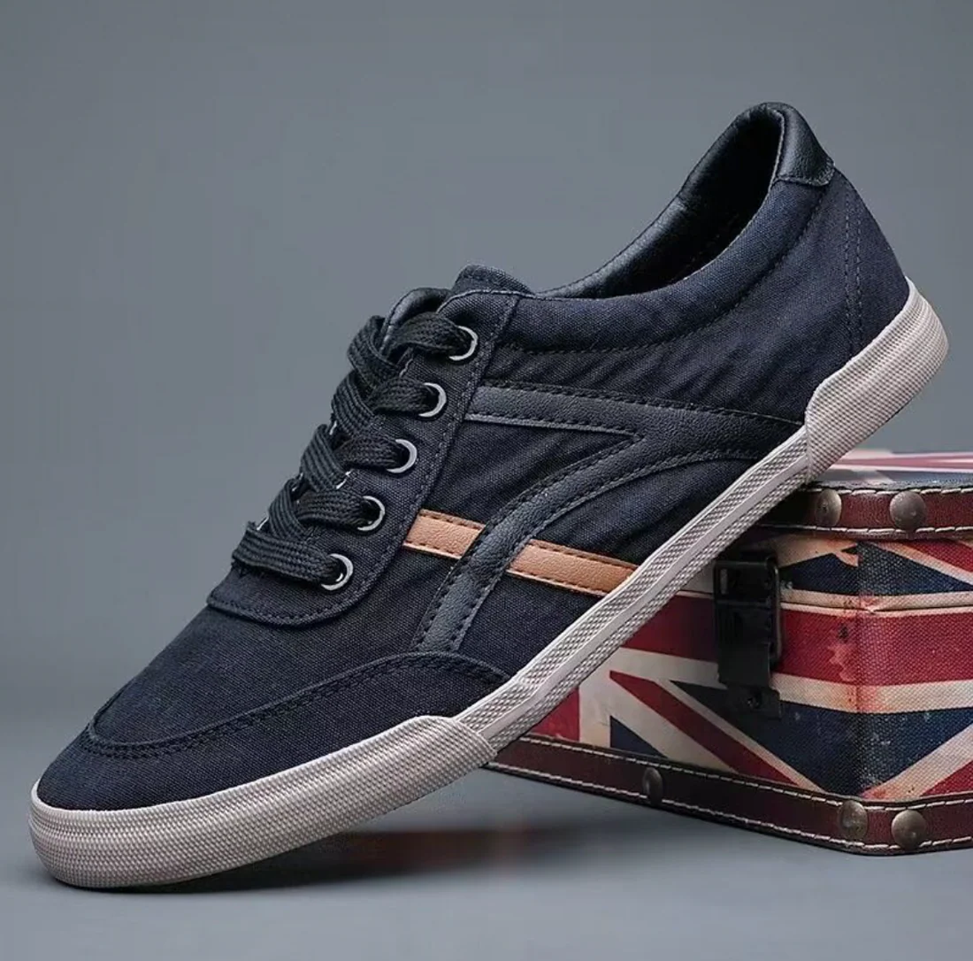 Miles Canvas Sneakers