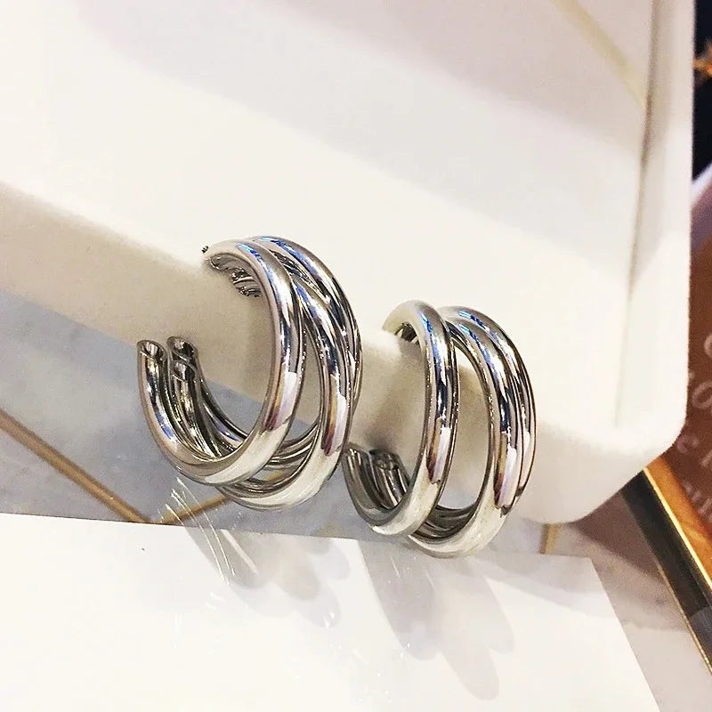 Super Hooper Chunky Hoop Earrings